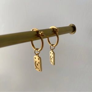 NEW !!! gold pleated